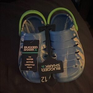 Boys rugged Shark clog sandals NWT